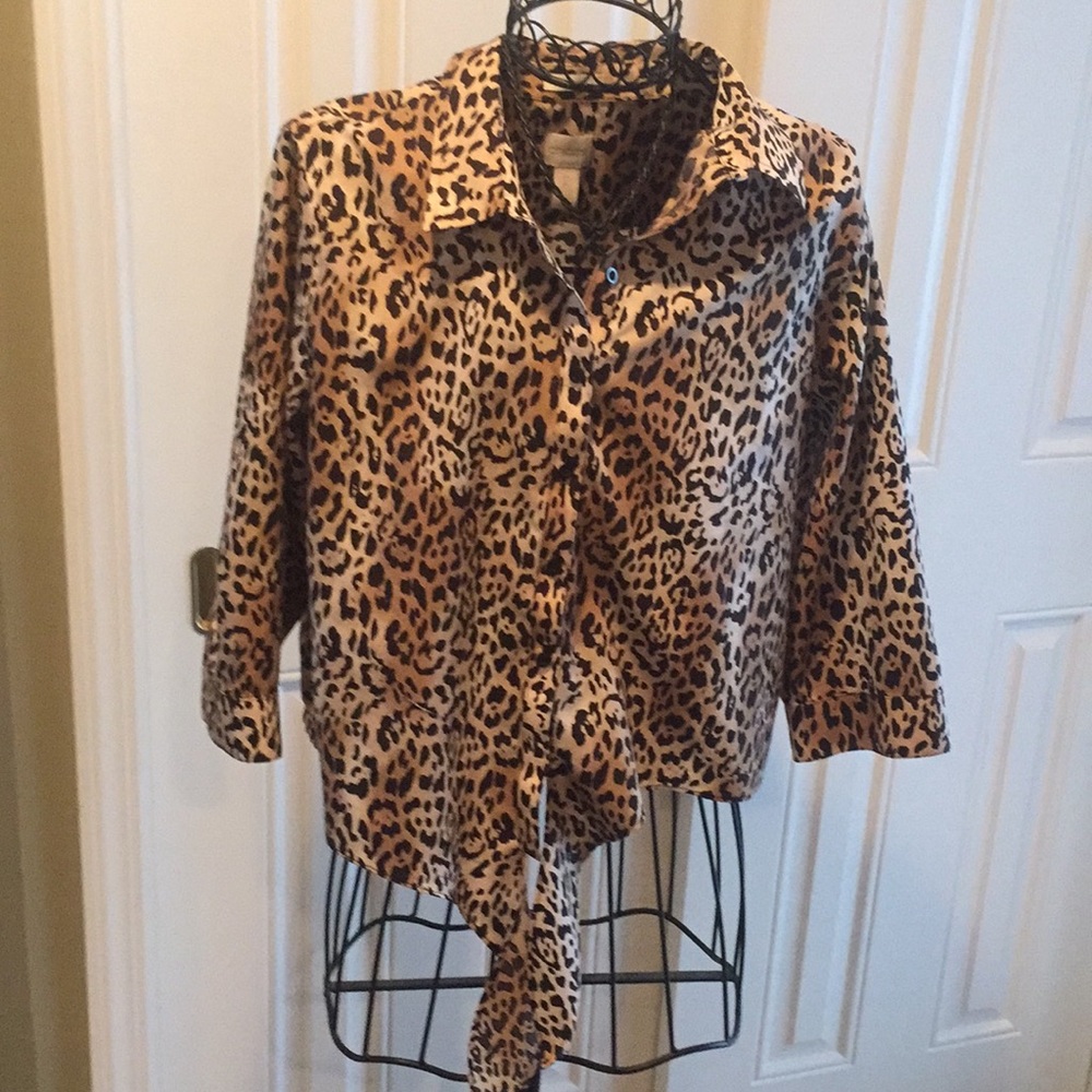 Chico leopard button front shirt with tie